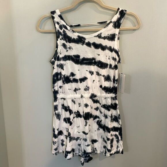 Melrose and Market Girls black and white tie dye romper size 10-12 - Picture 1 of 5